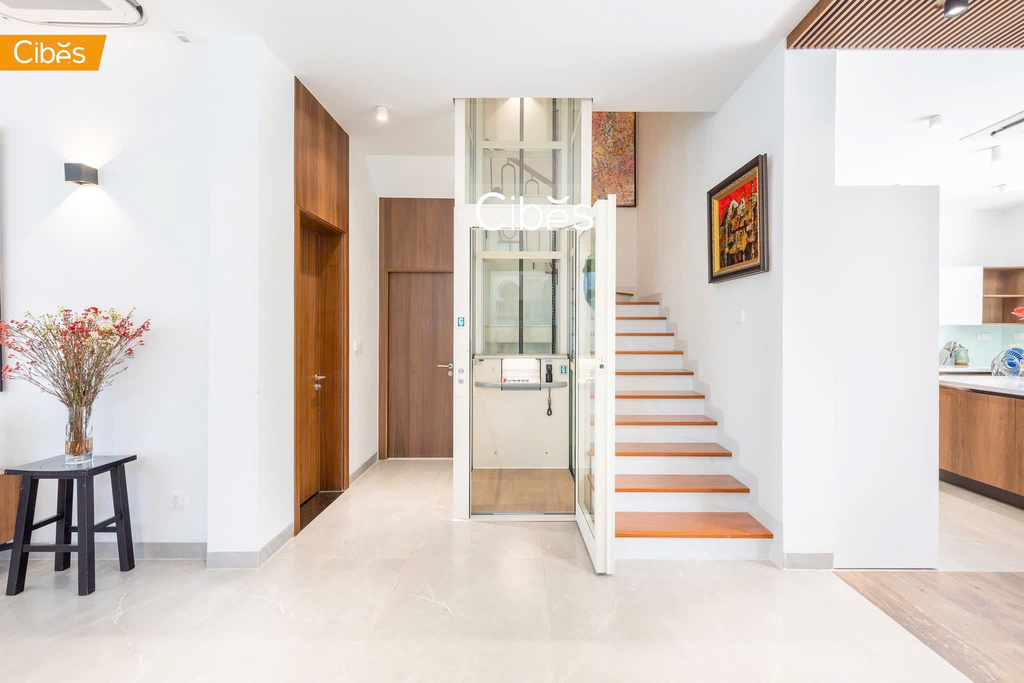 KĐT Villa Park, Phường Long Trường, TP HCM - Thang máy Ecosilent lắp đặt giữa thang bộ